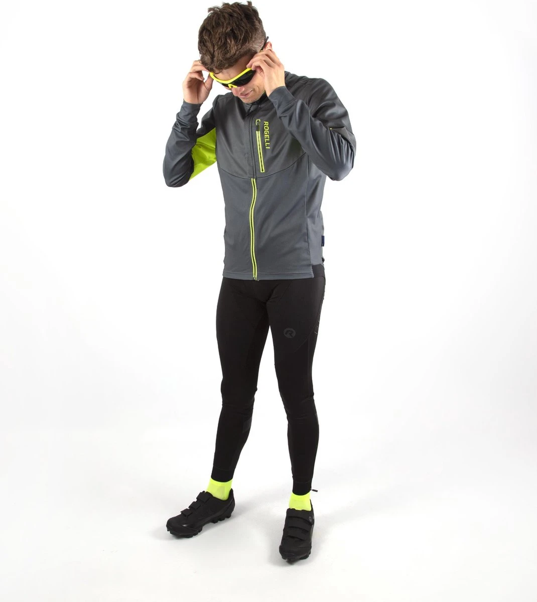 Rogelli Focus - Lange Fietsbroek Met Bretels - Heren - Maat L - Zwart 14 Rogelli Focus - Lange Fietsbroek Met Bretels - Heren - Maat L - Zwart - Afbeelding 12