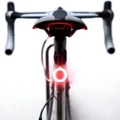 DesoMax® Fietslicht Achterlicht LED USB Oplaadbaar Helder Rond - Achterlicht Voor Racefiets En MTB – Herkenningslicht -Fietsenwinkel 1200x1196 3