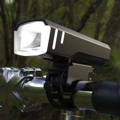 Trustic EVO | Fietsverlichting | Oplaadbaar | Fietslamp | Verschillende Standen | Licht Sensor | Waterbestendig | Set -Fietsenwinkel 1200x1200 303