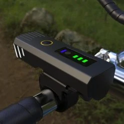 Trustic EVO | Fietsverlichting | Oplaadbaar | Fietslamp | Verschillende Standen | Licht Sensor | Waterbestendig | Set -Fietsenwinkel 1200x1200 305