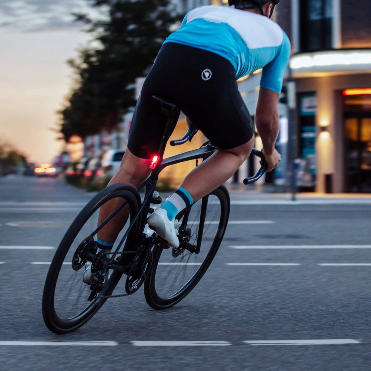 Sigma BUSTER RL 80 Flash USB Fiets Achterlicht - 80 Lumen - Oplaadbaar 8 Sigma BUSTER RL 80 Flash USB Fiets Achterlicht - 80 Lumen - Oplaadbaar - Afbeelding 6