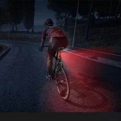 Lightyourbike ® BRAKE - Achterlicht Racefiets, Mountainbike & Stadsfiets - Slim Remlicht - LED & Oplaadbaar 16 Lightyourbike ® BRAKE - Achterlicht Racefiets, Mountainbike & Stadsfiets - Slim Remlicht - LED & Oplaadbaar -Fietsenwinkel 1200x1200 493