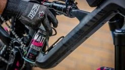 Muc-Off Matt Finish Detailer Beschermspray 250ML 12 Muc-Off Matt Finish Detailer Beschermspray 250ML -Fietsenwinkel 1200x675 11