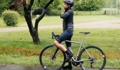 AGU Fietsbroek Met Zeem II Essential Heren - Zwart - L 18 AGU Fietsbroek Met Zeem II Essential Heren - Zwart - L -Fietsenwinkel 1200x700 11