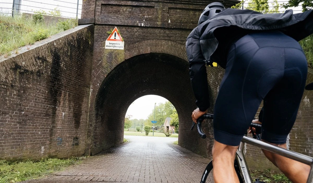 AGU Fietsbroek Met Zeem II Essential Heren - Zwart - L 11 AGU Fietsbroek Met Zeem II Essential Heren - Zwart - L - Afbeelding 9