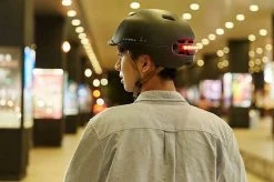 Livall C20 Black Large - (Smart) Fietshelm - SOS Funtie - Smart Verlichting - Remlicht 20 Livall C20 Black Large - (Smart) Fietshelm - SOS Funtie - Smart Verlichting - Remlicht -Fietsenwinkel 1200x796