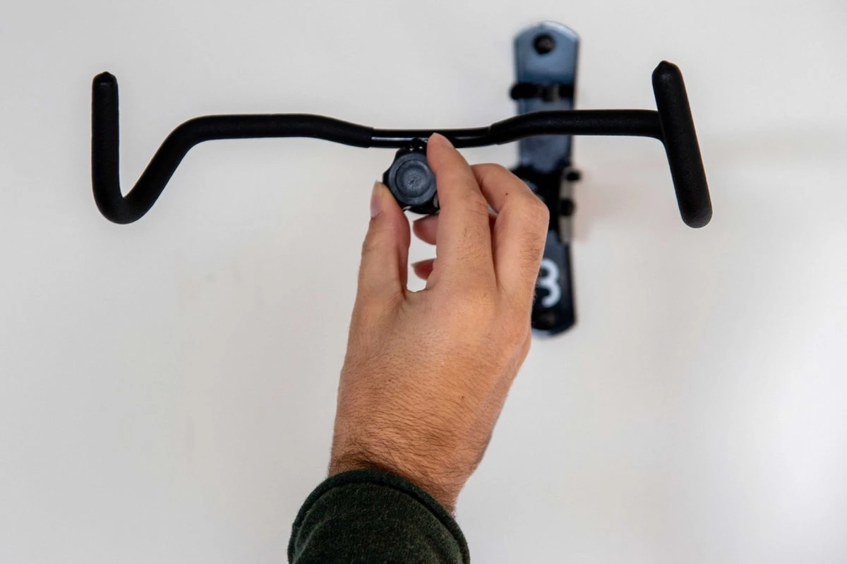 BBB Cycling WallMount Fiets Ophangbeugel - Wandmontage - Ophanghaak - Fietsdrager - Inklapbaar - Zwart - BTL-93 5 BBB Cycling WallMount Fiets Ophangbeugel - Wandmontage - Ophanghaak - Fietsdrager - Inklapbaar - Zwart - BTL-93 - Afbeelding 3