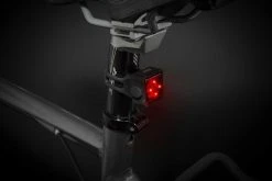 AXA Niteline T4R LED Fietslampjes Voor En Achter - Fietsverlichting USB Oplaadbaar -Fietsenwinkel 1200x800 177