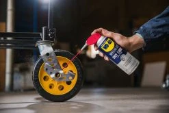 WD-40 Specialist® Droogsmeerspray Met PTFE - 250ml - Teflon Spray - Smeermiddel - Beschermt Effectief Tegen Dagelijkse Slijtage 9 WD-40 Specialist® Droogsmeerspray Met PTFE - 250ml - Teflon Spray - Smeermiddel - Beschermt Effectief Tegen Dagelijkse Slijtage -Fietsenwinkel 1200x800 209