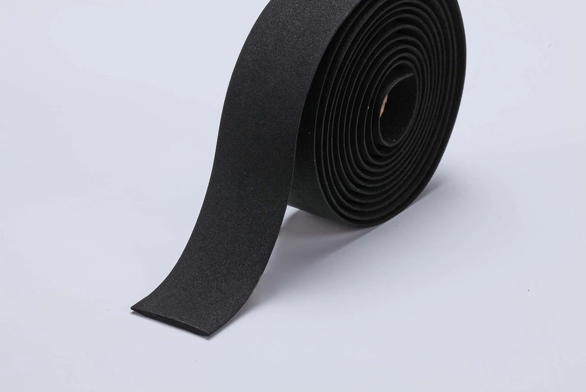 BBB Cycling RaceRibbon Stuurtape - Antislip - Stuurlint Racefiets - Stretch Materiaal - Zwart - 2 Rollen - BHT-01 10 BBB Cycling RaceRibbon Stuurtape - Antislip - Stuurlint Racefiets - Stretch Materiaal - Zwart - 2 Rollen - BHT-01 - Afbeelding 8