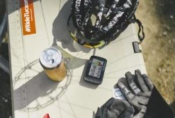 Wahoo Fitness Wahoo ELEMNT ROAM GPS Fietscomputer -Fietsenwinkel 1200x809 1