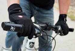 Merkloos Neopreen Handschoenen - Zwart - Winter Sport - WIelrennen - Schaatsen - Skiën - Snowboarden - Uniseks - Small -Fietsenwinkel 1200x823