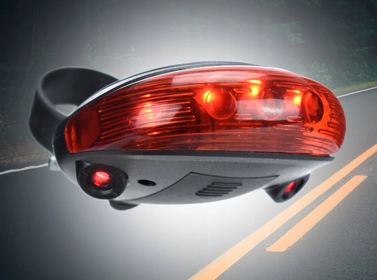 Fiets Achterlicht - LED Licht Met Laser - Fiets Lamp - Waterdicht - Racefiets Verlichting - Inclusief Batterijen - Rheme 5 Fiets Achterlicht - LED Licht Met Laser - Fiets Lamp - Waterdicht - Racefiets Verlichting - Inclusief Batterijen - Rheme - Afbeelding 3