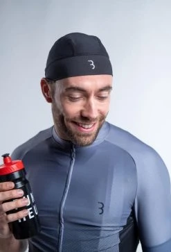 BBB Cycling ComfortCap Fietsmuts - Helmmuts - Extra Ventilatie - Fietskleding - 10-25 °C - Wit - Universele Maat - BBW-293 -Fietsenwinkel 817x1200